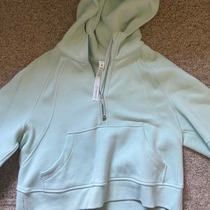 New lululemon scuba.
